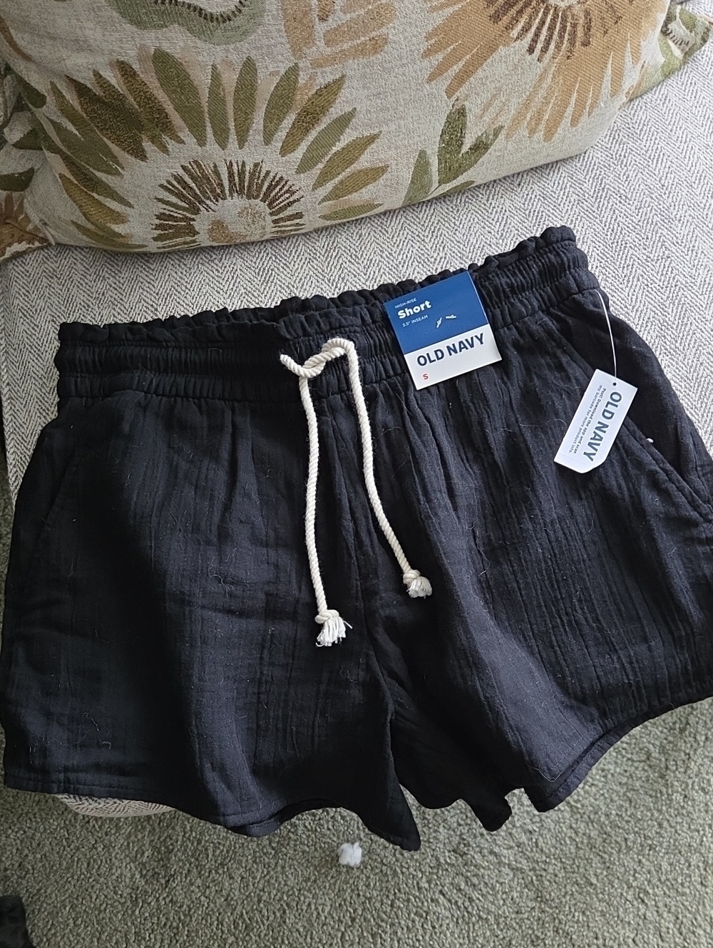 Old Navy Women's Black Drawstring Shorts